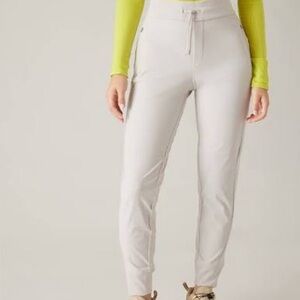 ATHLETA Birch Gray Headlands Hybrid Trek Joggers
